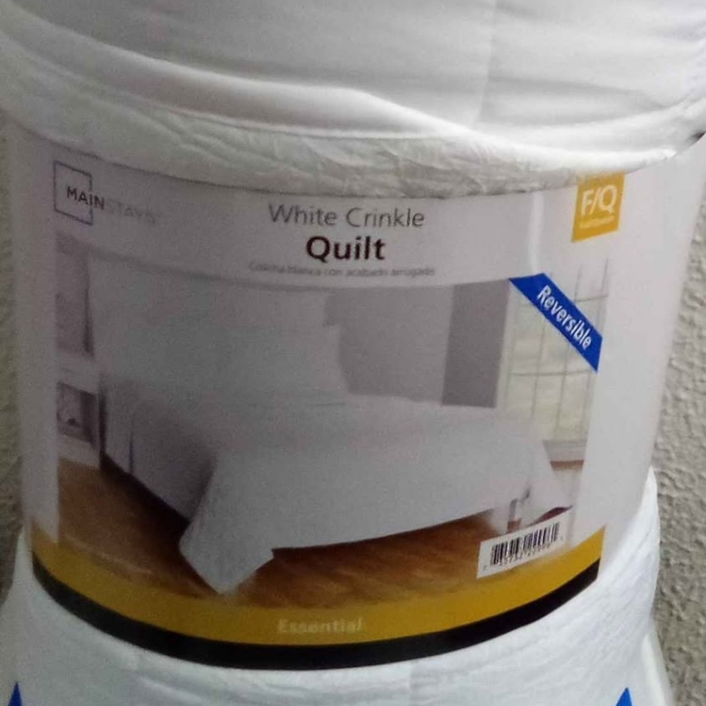 Mainstays White Crinkle Quilt - Classic White Bedding